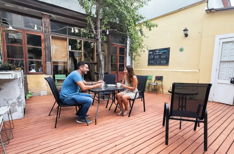 Patio Escarabajo Hostel